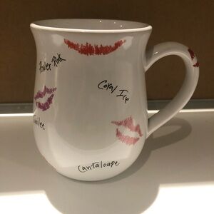 3/$40 Mary Kay Lipstick Kisses Mug
